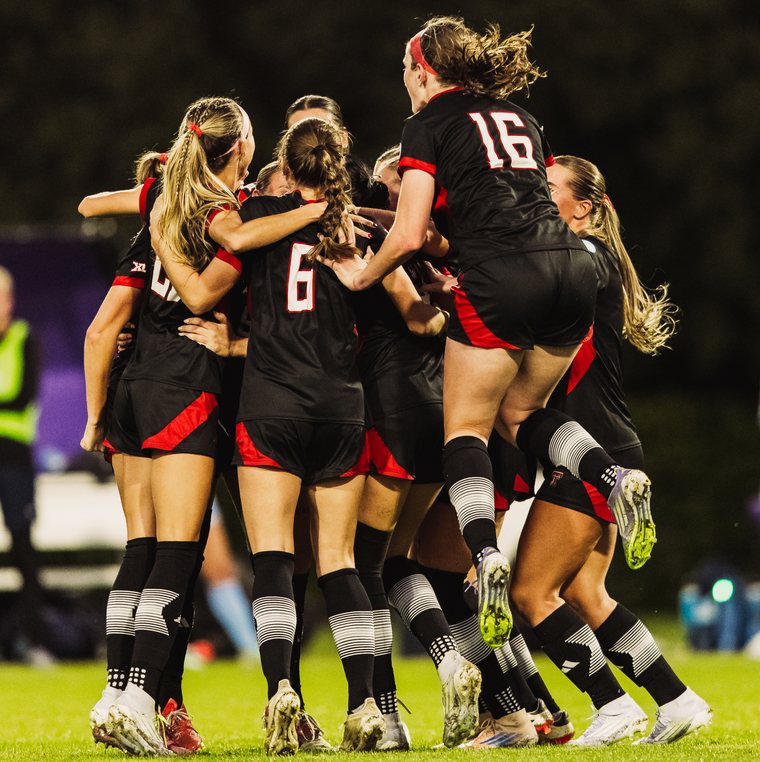Texas Tech volleyball team celebrating a point
